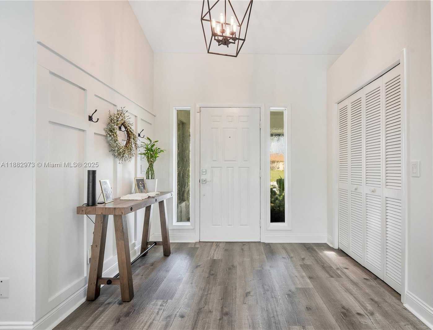 Small Image of 7104 SOUTH EAST BUNKER HILL DR, Hobe Sound Number 4