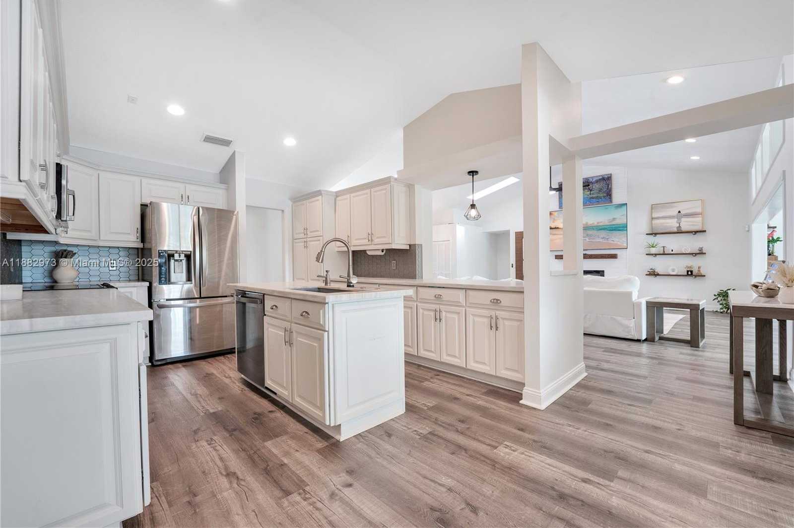 Small Image of 7104 SOUTH EAST BUNKER HILL DR, Hobe Sound Number 9