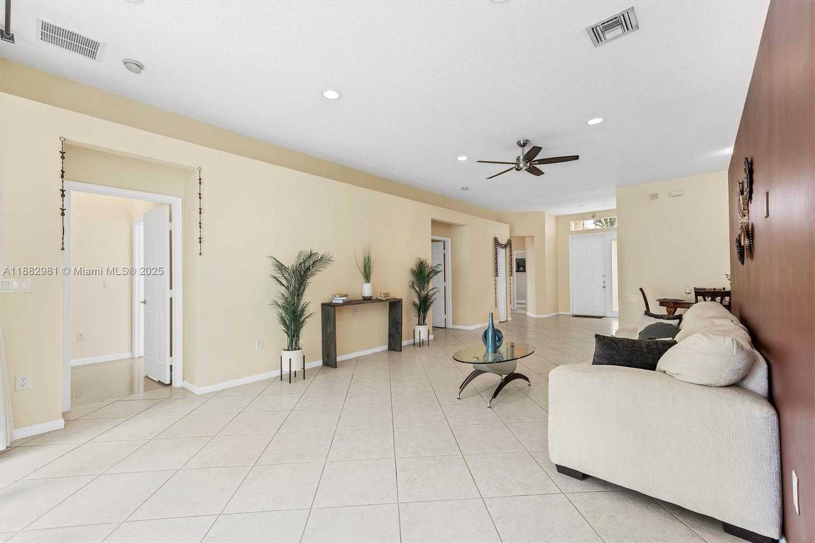 Small Image of 5266 SOUTH WEST 158TH AVE, Miramar Number 10