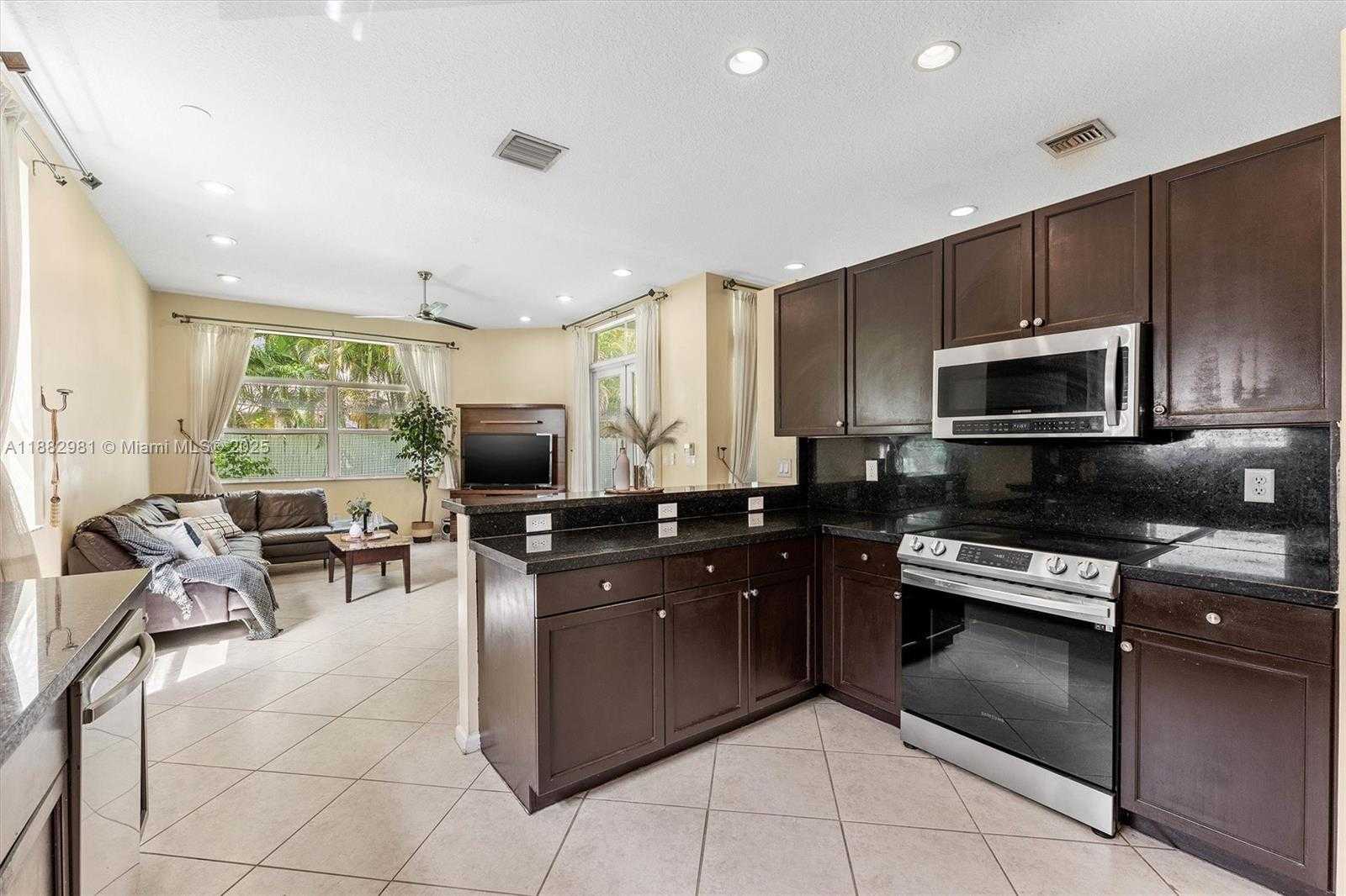 Small Image of 5266 SOUTH WEST 158TH AVE, Miramar Number 13