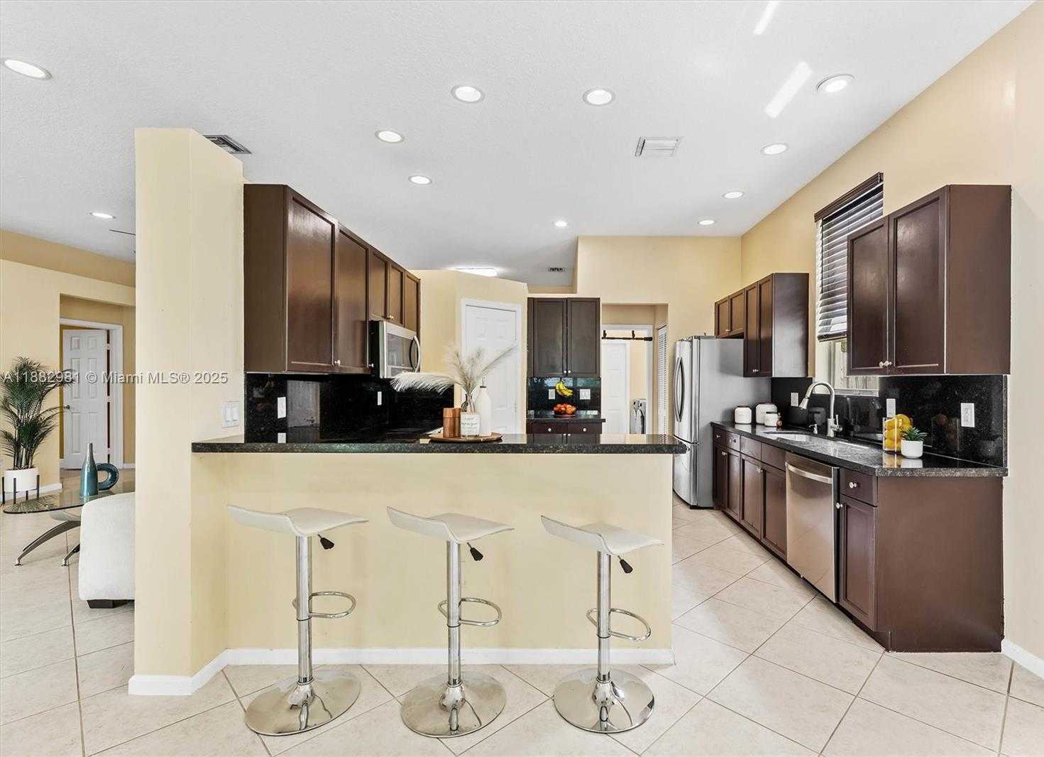 Small Image of 5266 SOUTH WEST 158TH AVE, Miramar Number 15