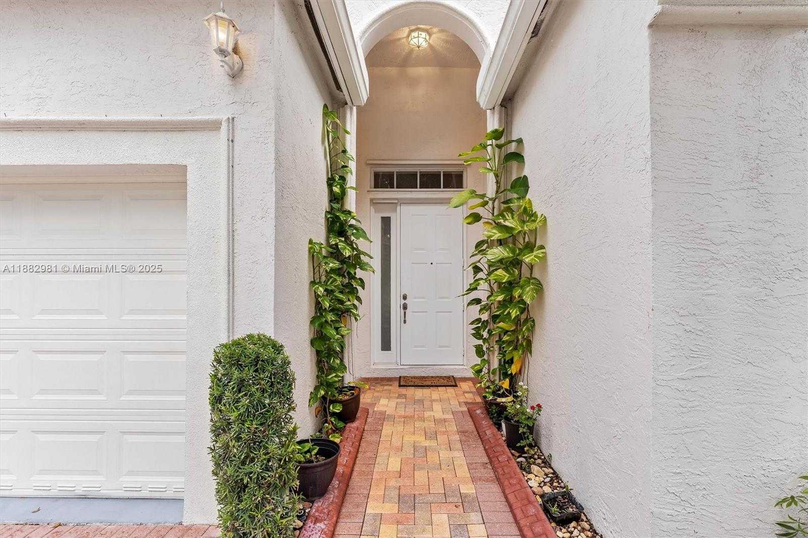 Small Image of 5266 SOUTH WEST 158TH AVE, Miramar Number 2