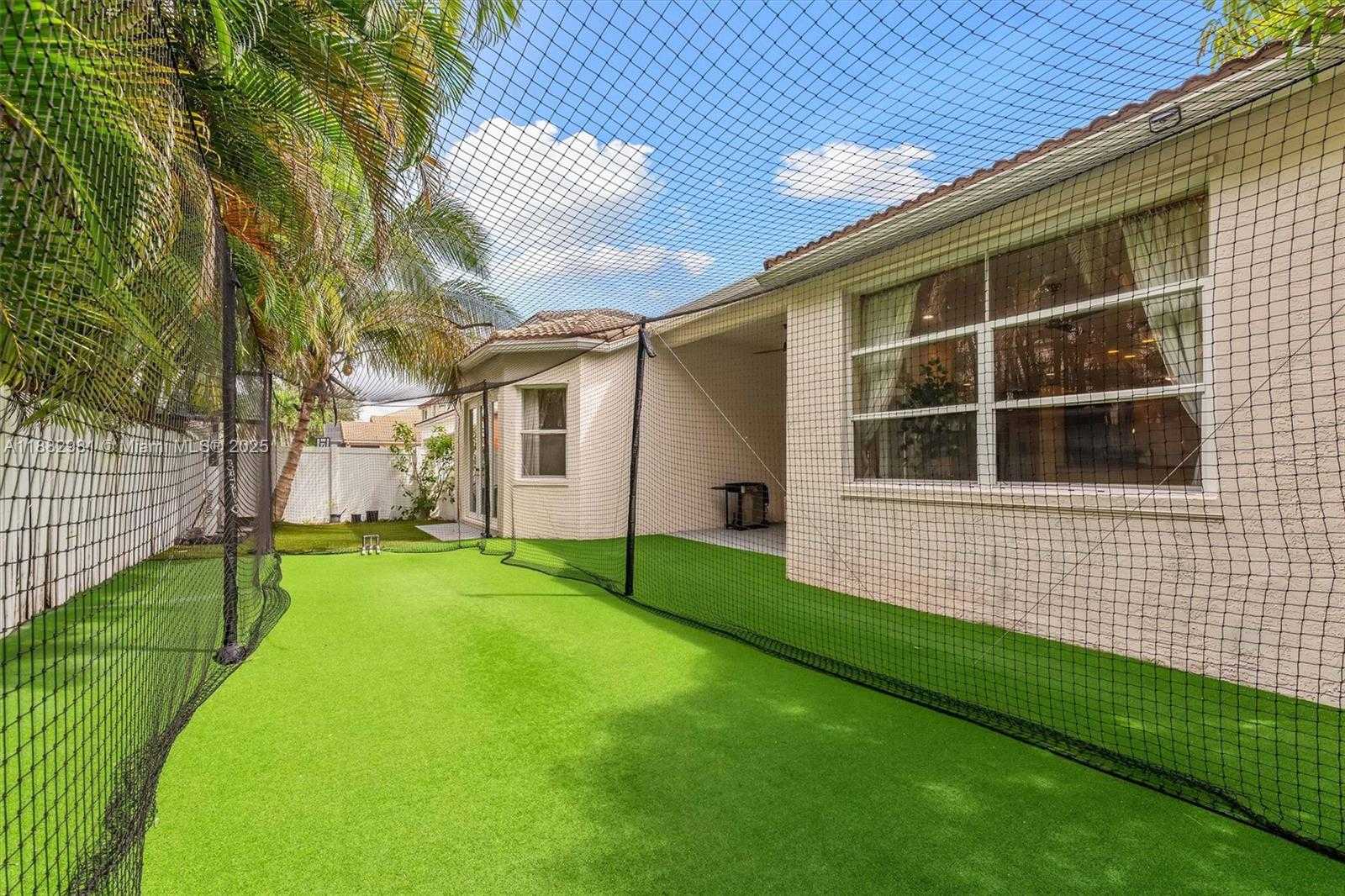 Small Image of 5266 SOUTH WEST 158TH AVE, Miramar Number 23