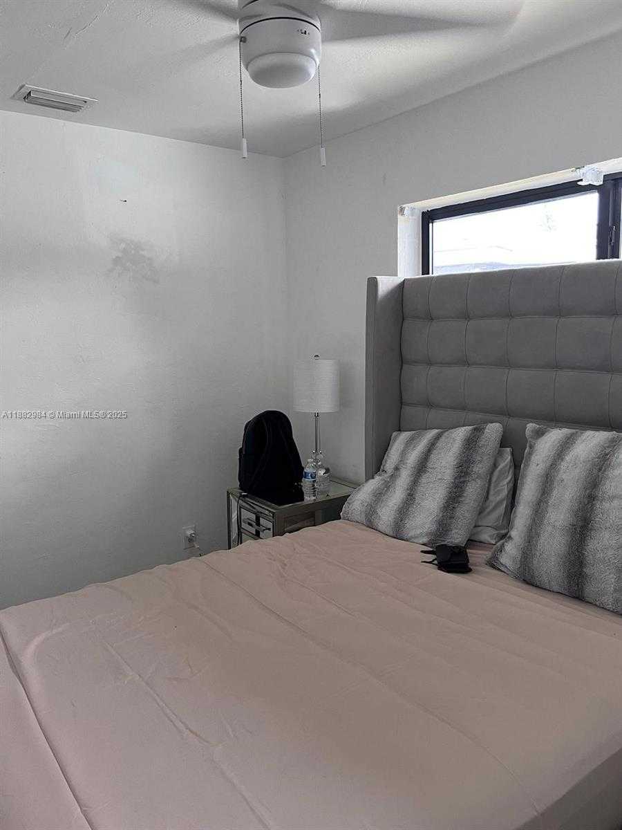 Small Image of 1161 NORTH WEST 15TH ST, Fort Lauderdale Number 11