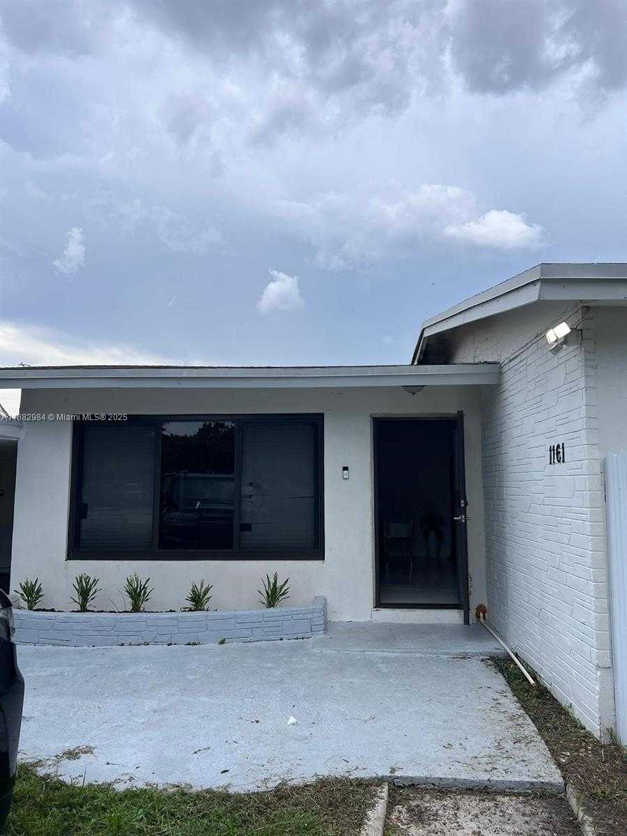 Small Image of 1161 NORTH WEST 15TH ST, Fort Lauderdale Number 3