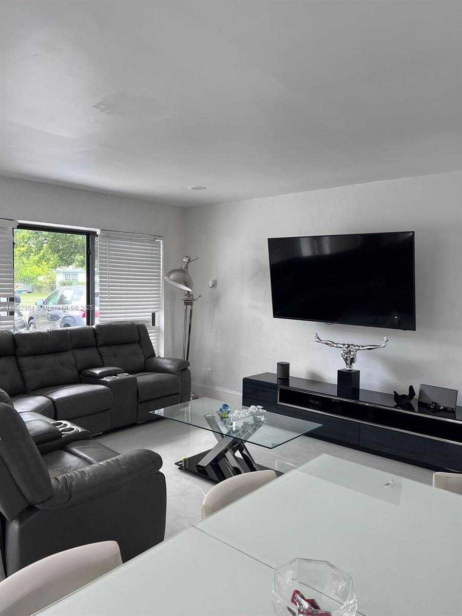 Small Image of 1161 NORTH WEST 15TH ST, Fort Lauderdale Number 5