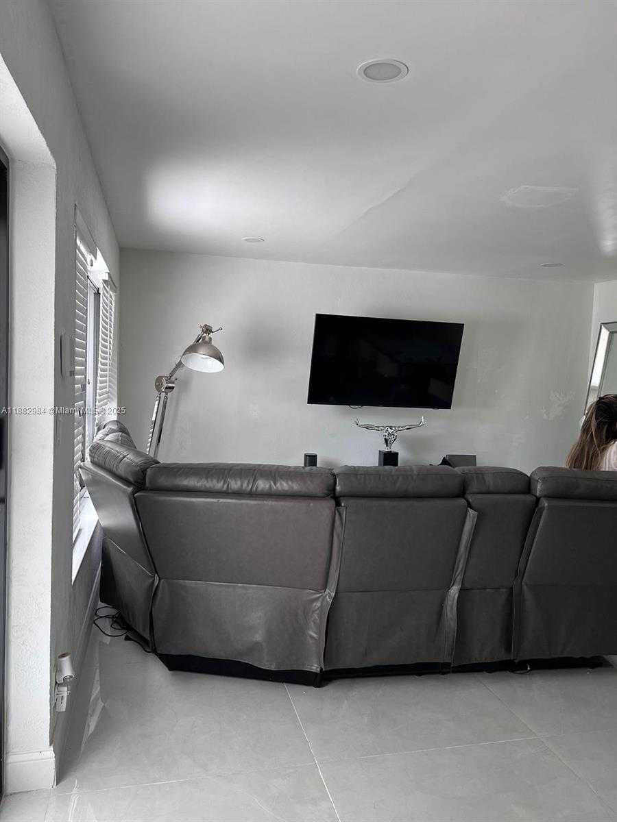 Small Image of 1161 NORTH WEST 15TH ST, Fort Lauderdale Number 6