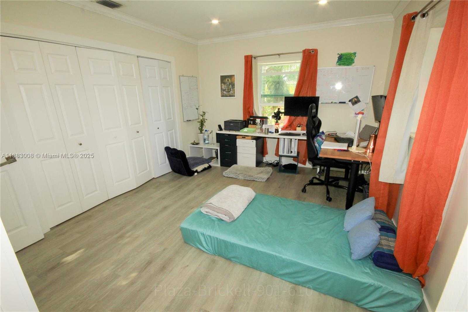 Small Image of 2754 SOUTH WEST 36TH AVE, Miami Number 21