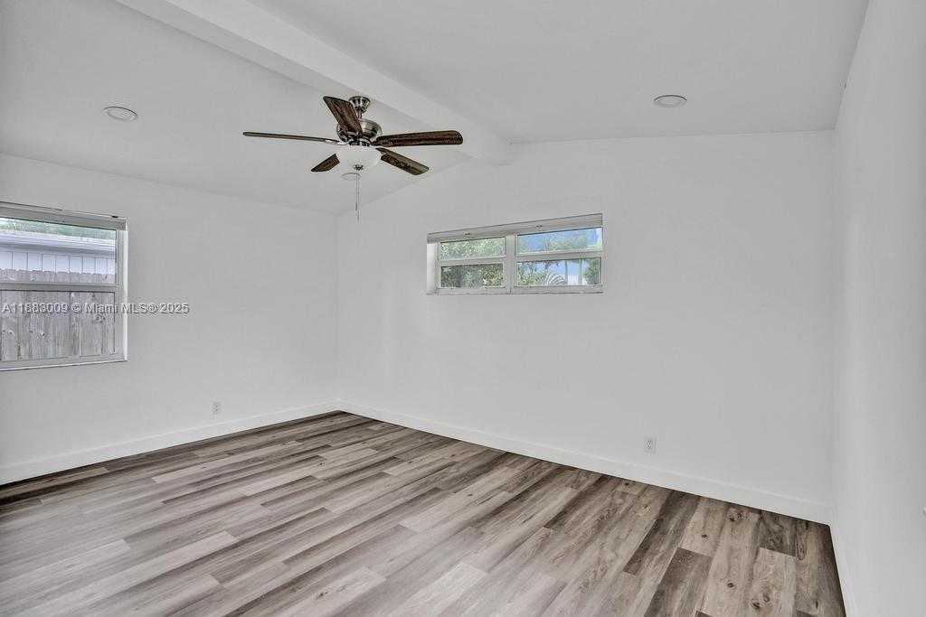 Small Image of 2512 GULFSTREAM LN, Fort Lauderdale Number 15
