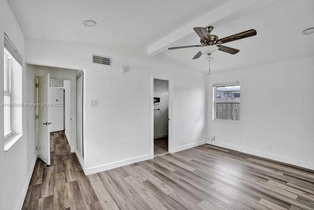 Small Image of 2512 GULFSTREAM LN, Fort Lauderdale Number 16