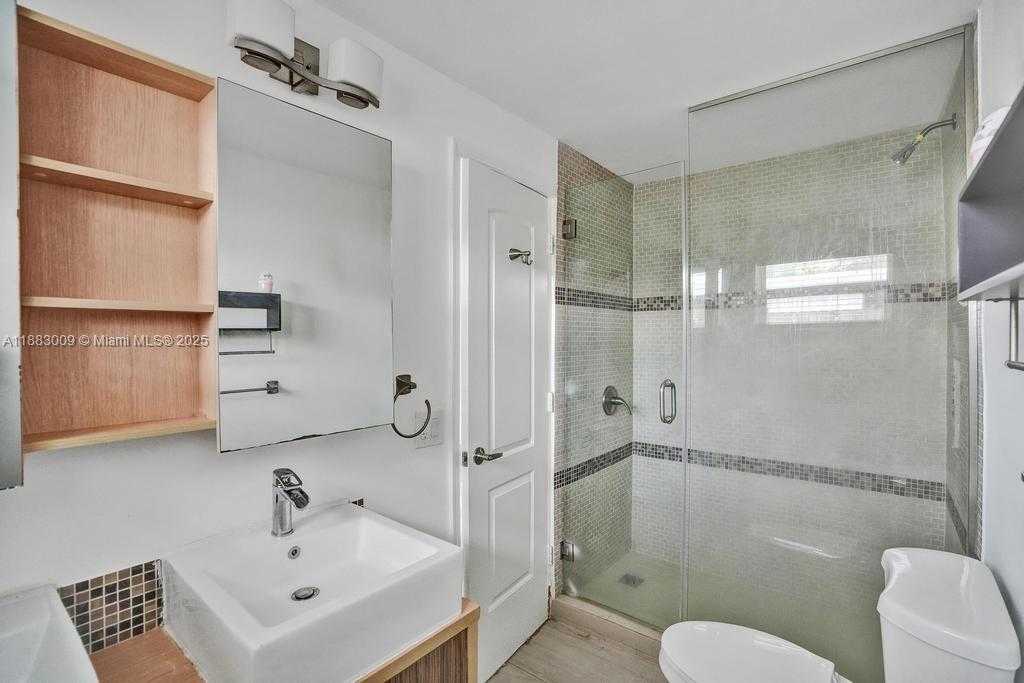 Small Image of 2512 GULFSTREAM LN, Fort Lauderdale Number 20