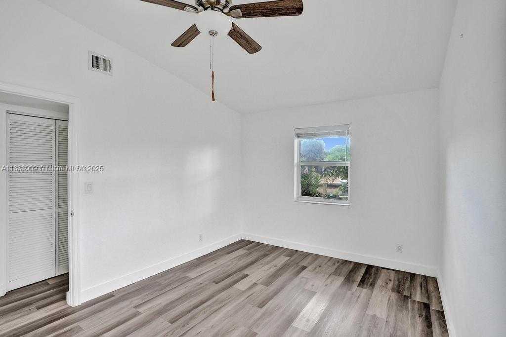 Small Image of 2512 GULFSTREAM LN, Fort Lauderdale Number 26