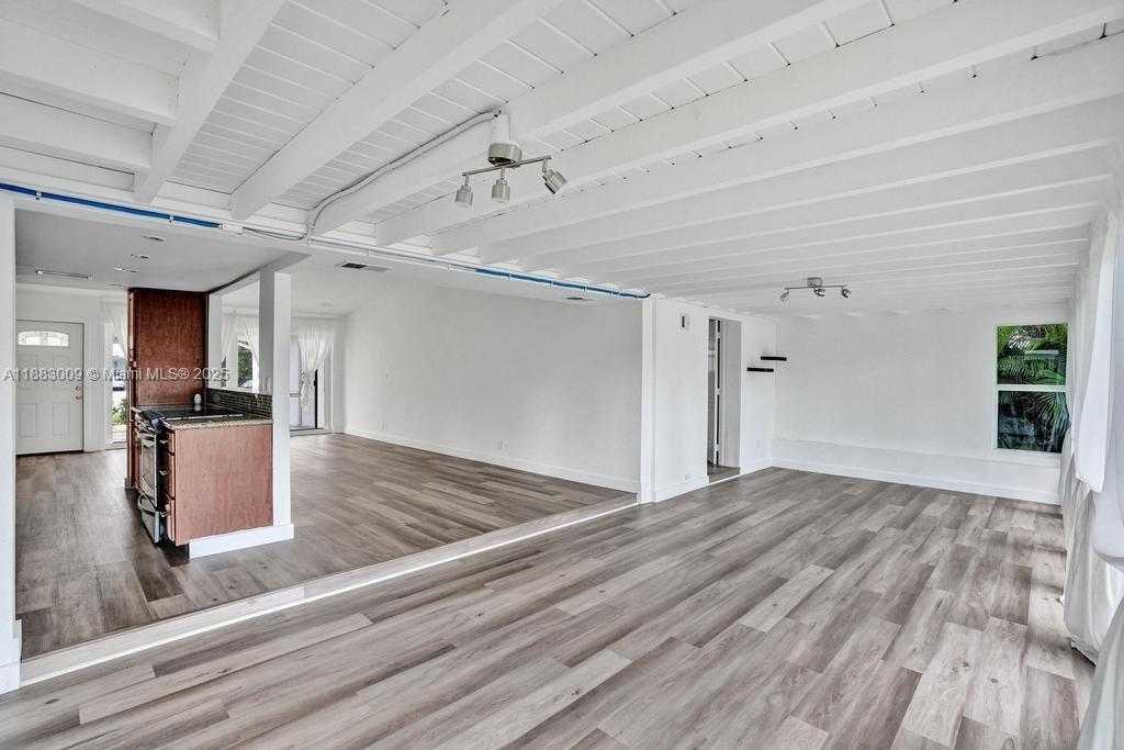 Small Image of 2512 GULFSTREAM LN, Fort Lauderdale Number 8