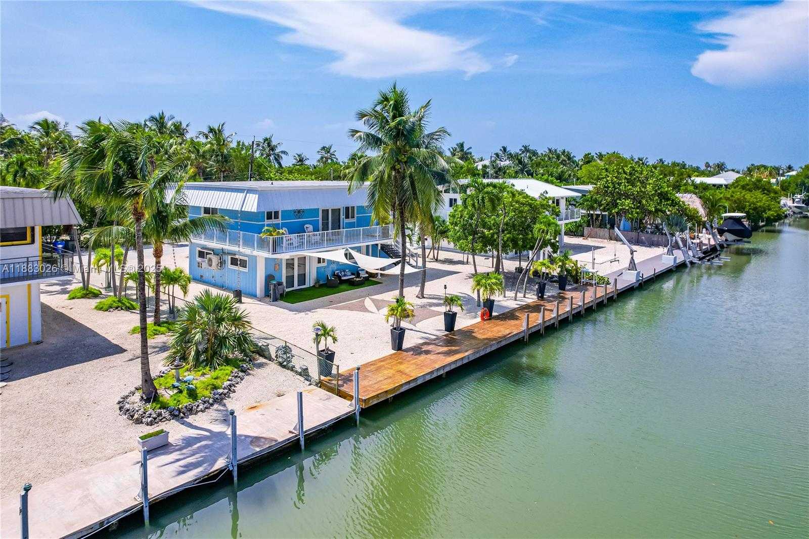 Small Image of 126 COLUMBUS DR, Islamorada Number 15