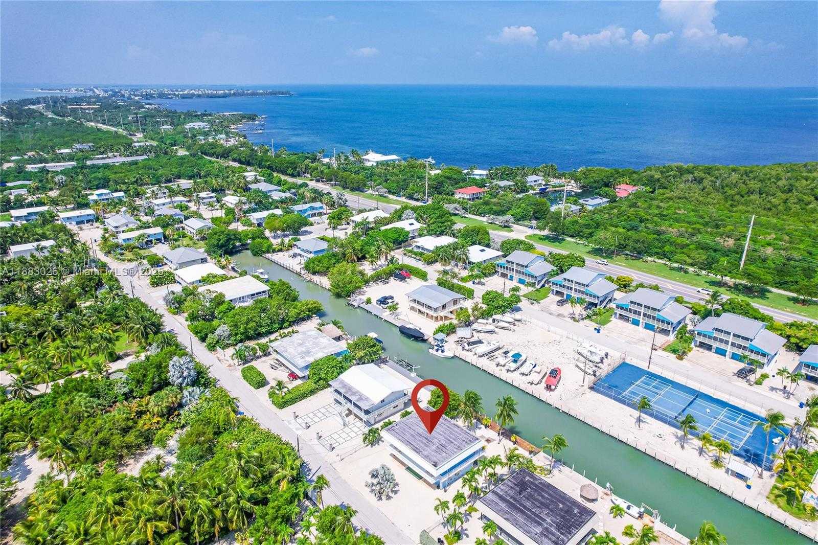Small Image of 126 COLUMBUS DR, Islamorada Number 5