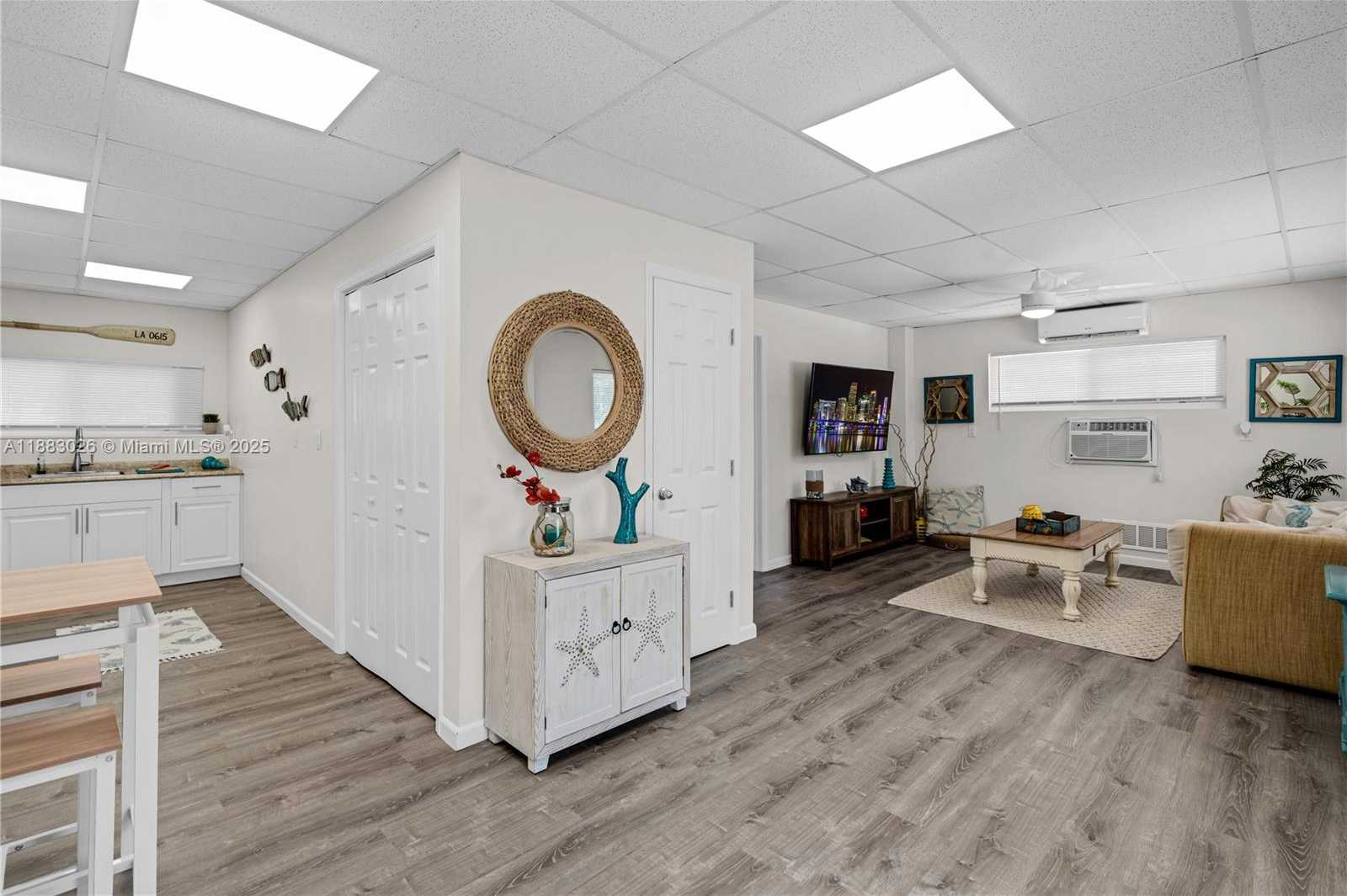 Small Image of 126 COLUMBUS DR, Islamorada Number 59