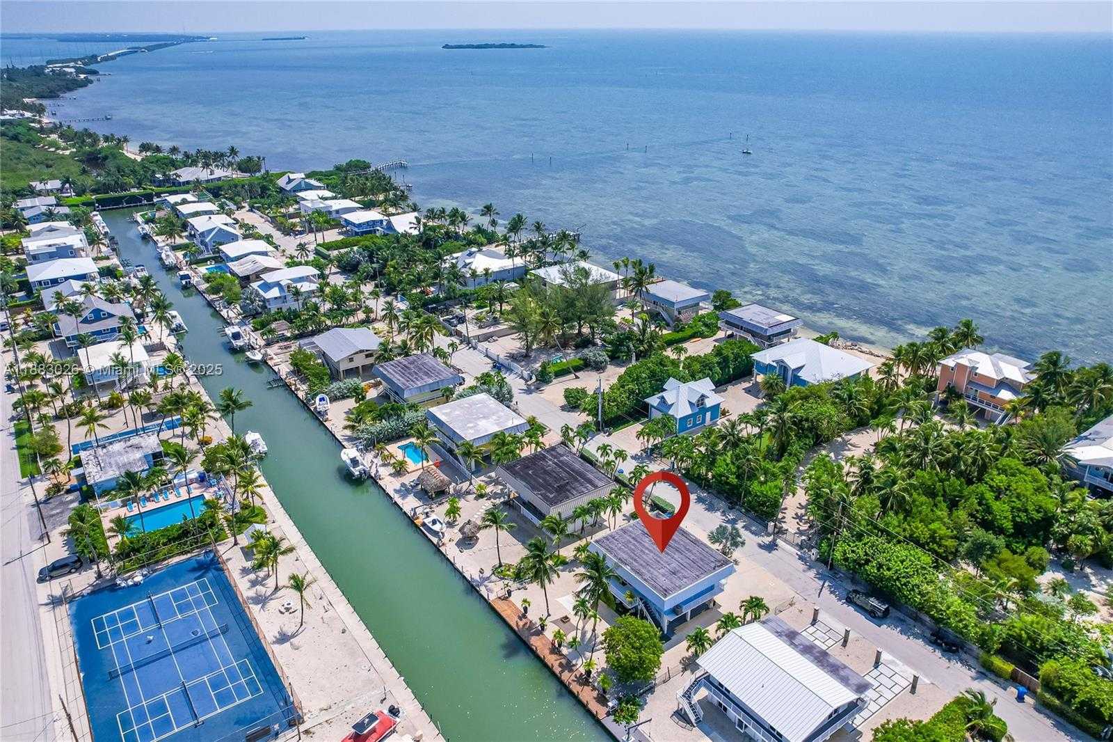 Small Image of 126 COLUMBUS DR, Islamorada Number 7