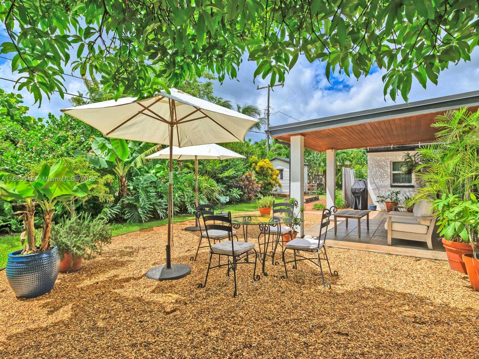 Small Image of 230 BEVERLY RD, West Palm Beach Number 10