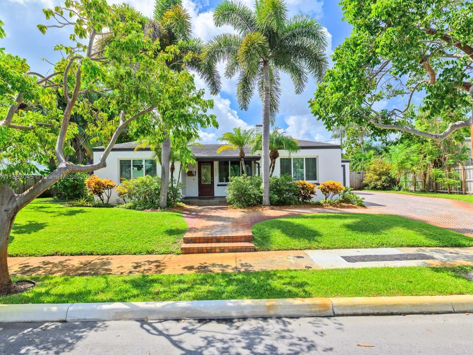 Small Image of 230 BEVERLY RD, West Palm Beach Number 13