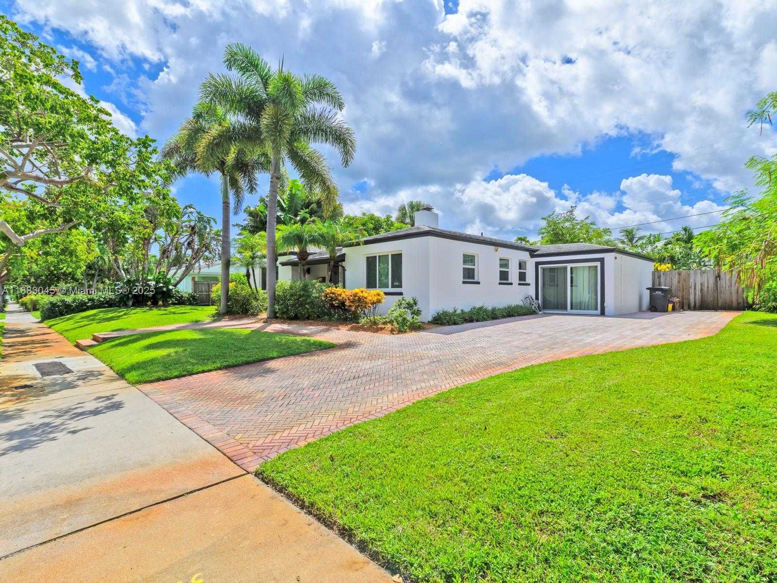 Small Image of 230 BEVERLY RD, West Palm Beach Number 15