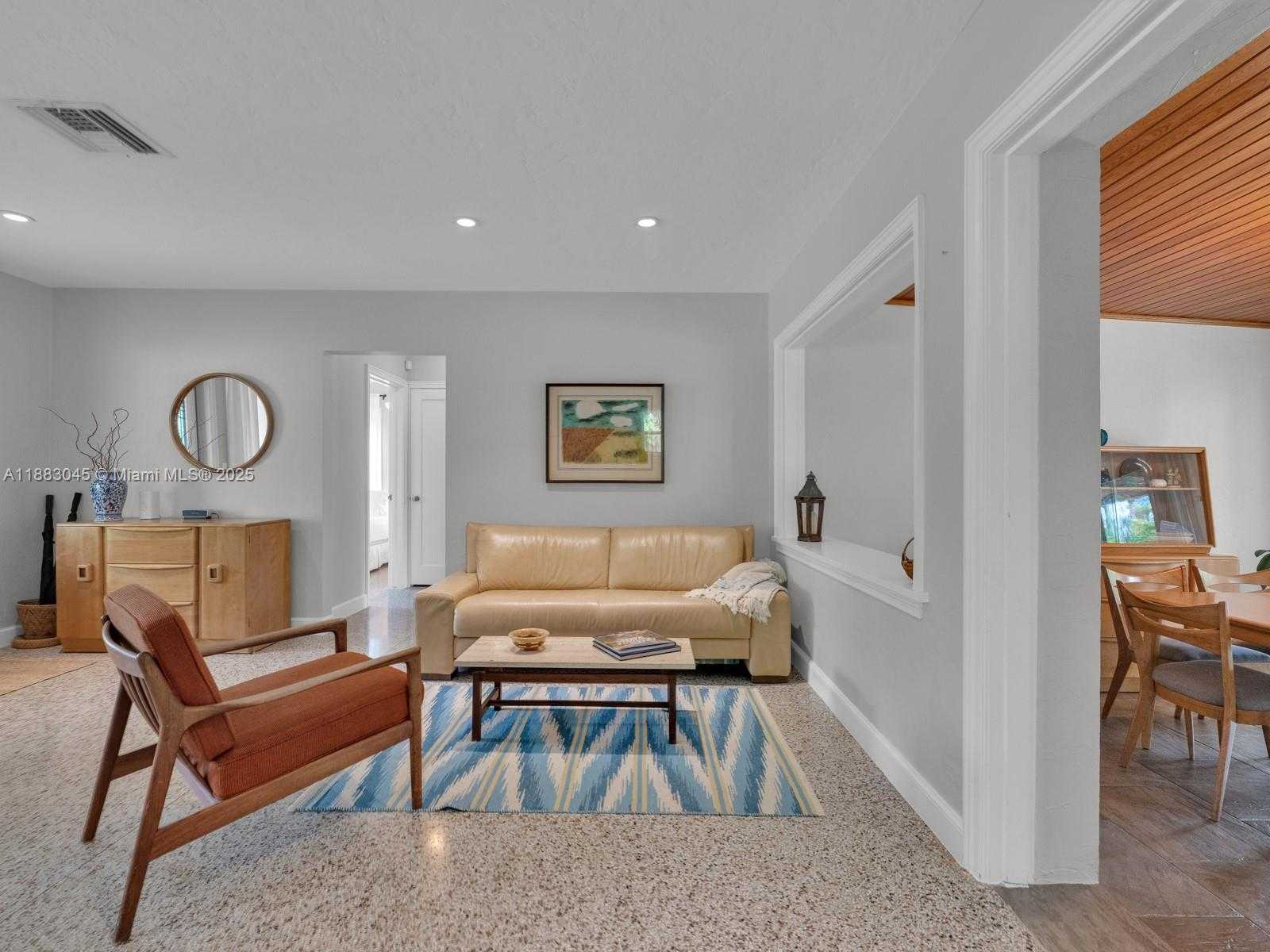 Small Image of 230 BEVERLY RD, West Palm Beach Number 21