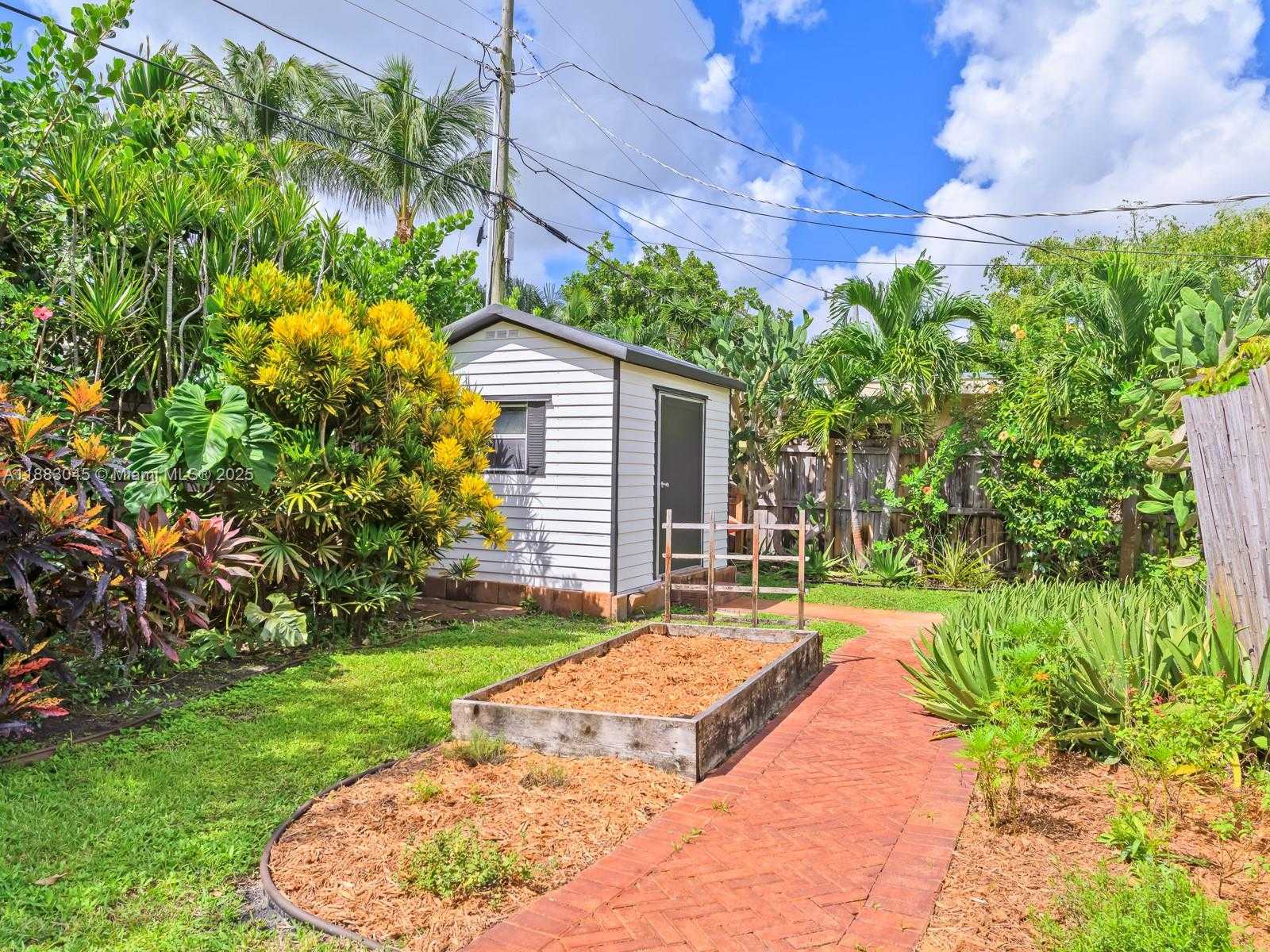 Small Image of 230 BEVERLY RD, West Palm Beach Number 35