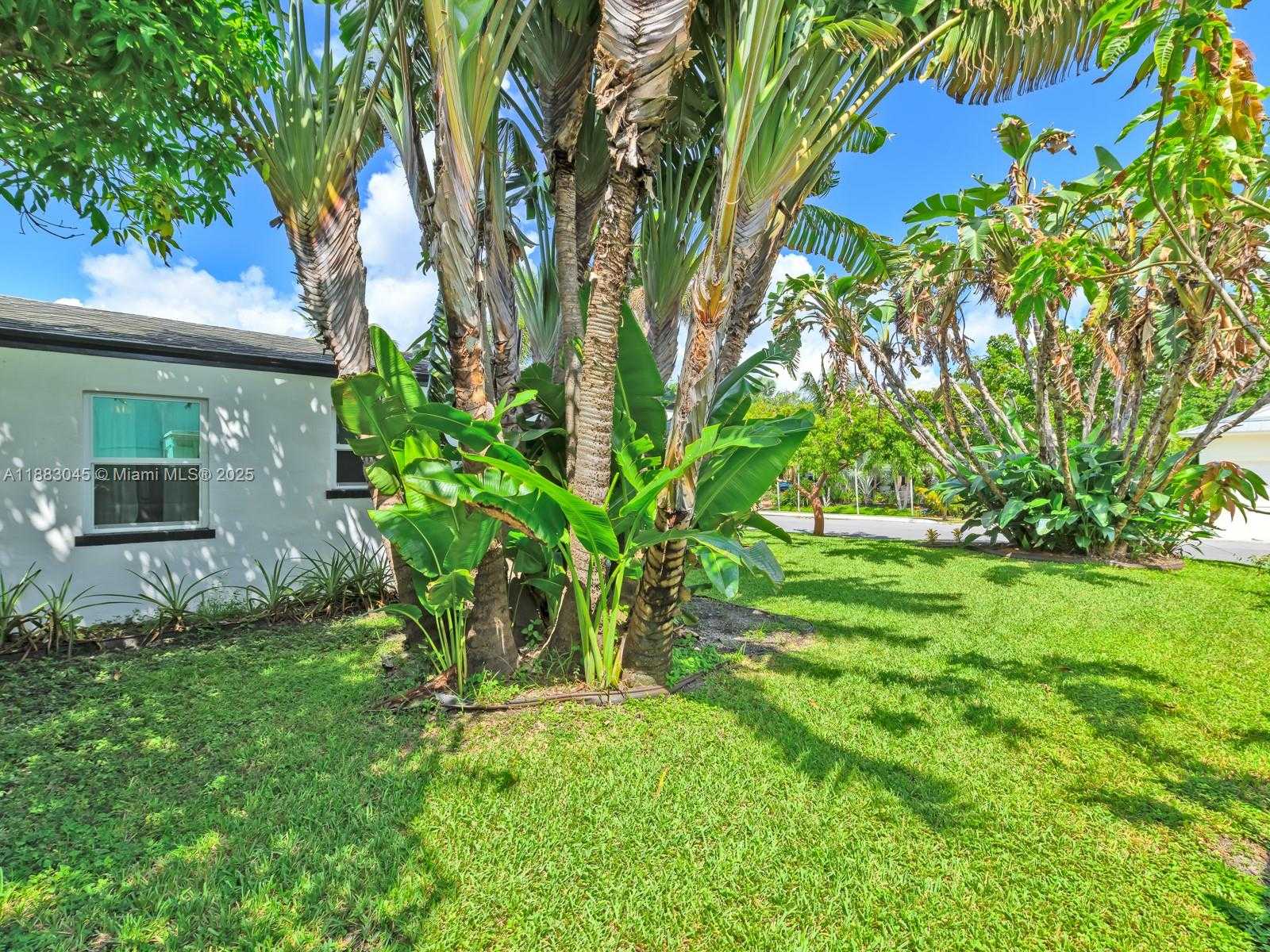 Small Image of 230 BEVERLY RD, West Palm Beach Number 38