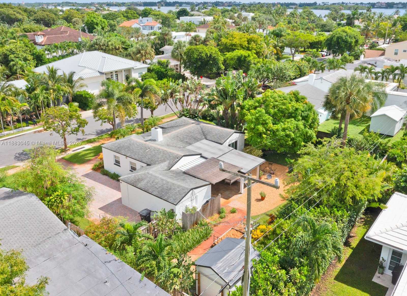 Small Image of 230 BEVERLY RD, West Palm Beach Number 40