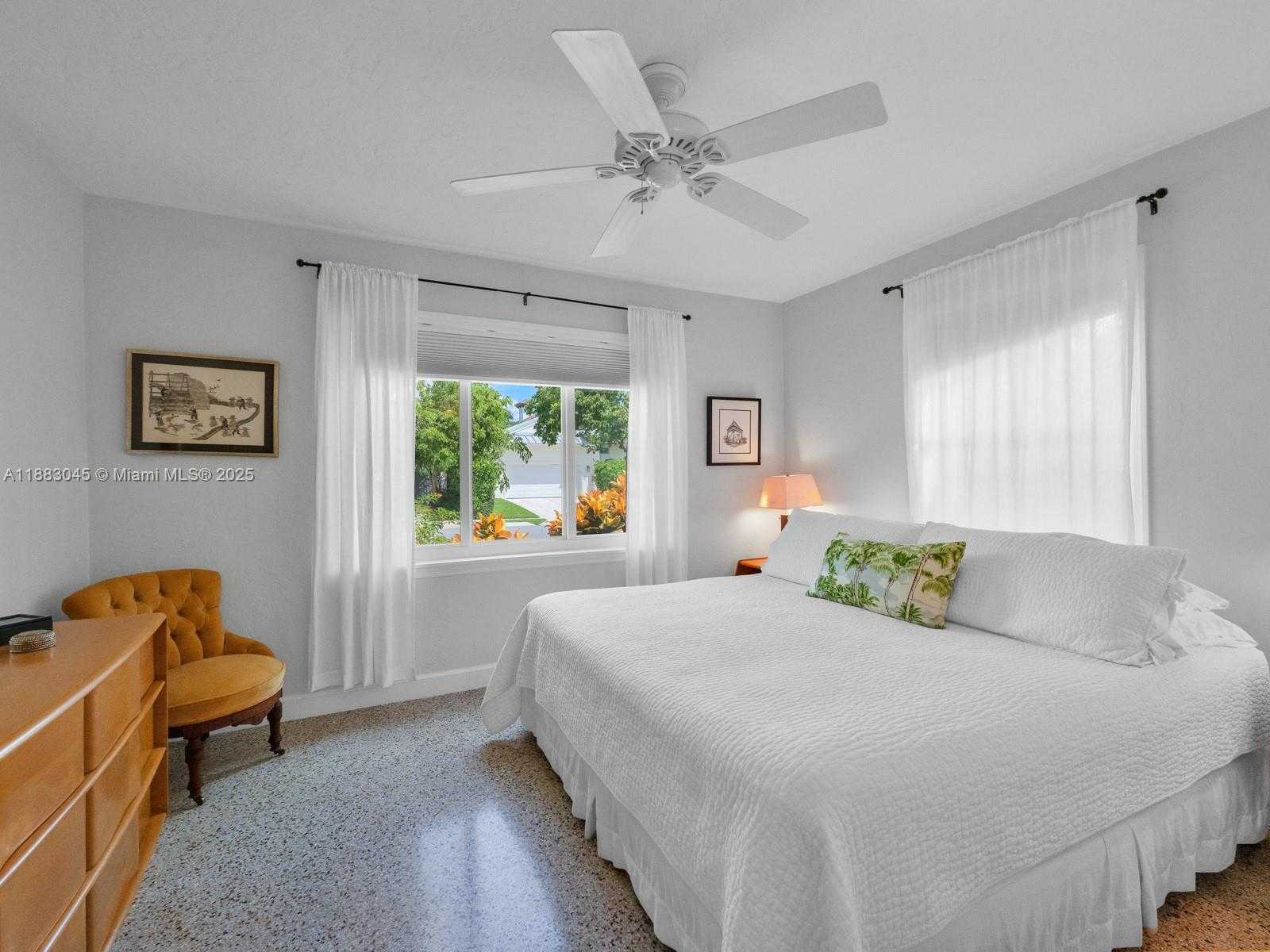Small Image of 230 BEVERLY RD, West Palm Beach Number 8