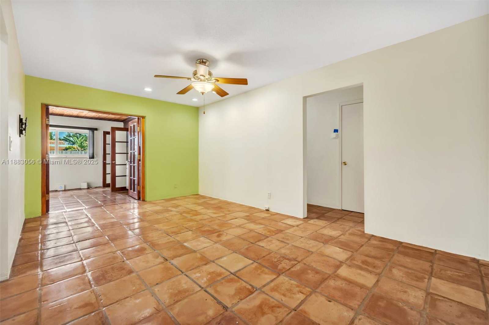 Small Image of 4815 CLEVELAND ST, Hollywood Number 19