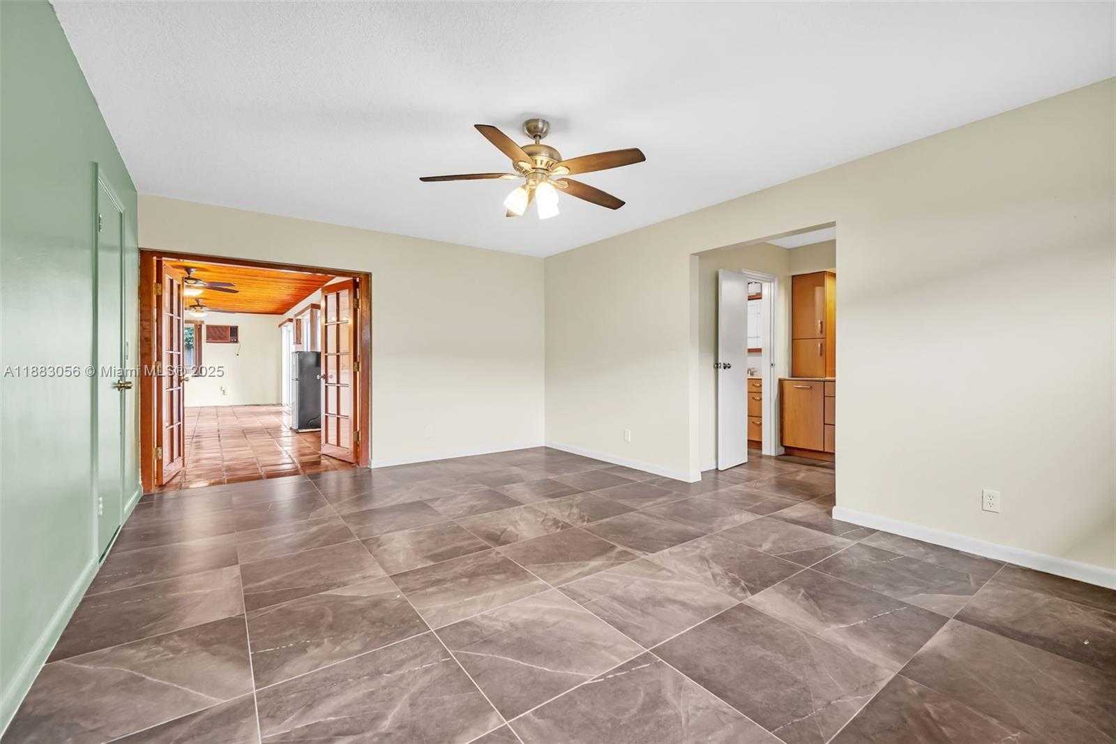 Small Image of 4815 CLEVELAND ST, Hollywood Number 22