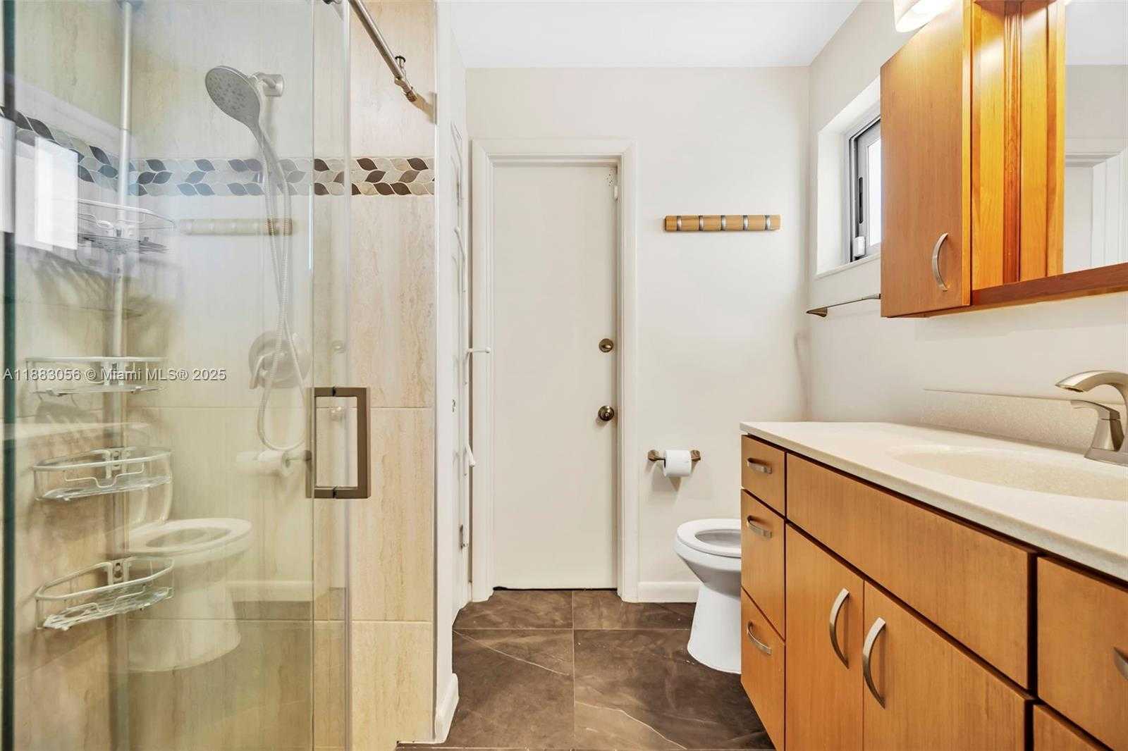 Small Image of 4815 CLEVELAND ST, Hollywood Number 24