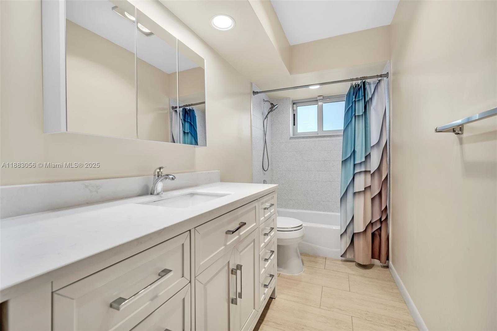 Small Image of 4815 CLEVELAND ST, Hollywood Number 26