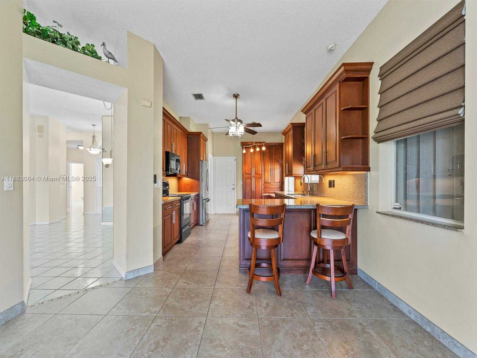 Small Image of 2415 SOUTH EAST 7TH PL, Homestead Number 24