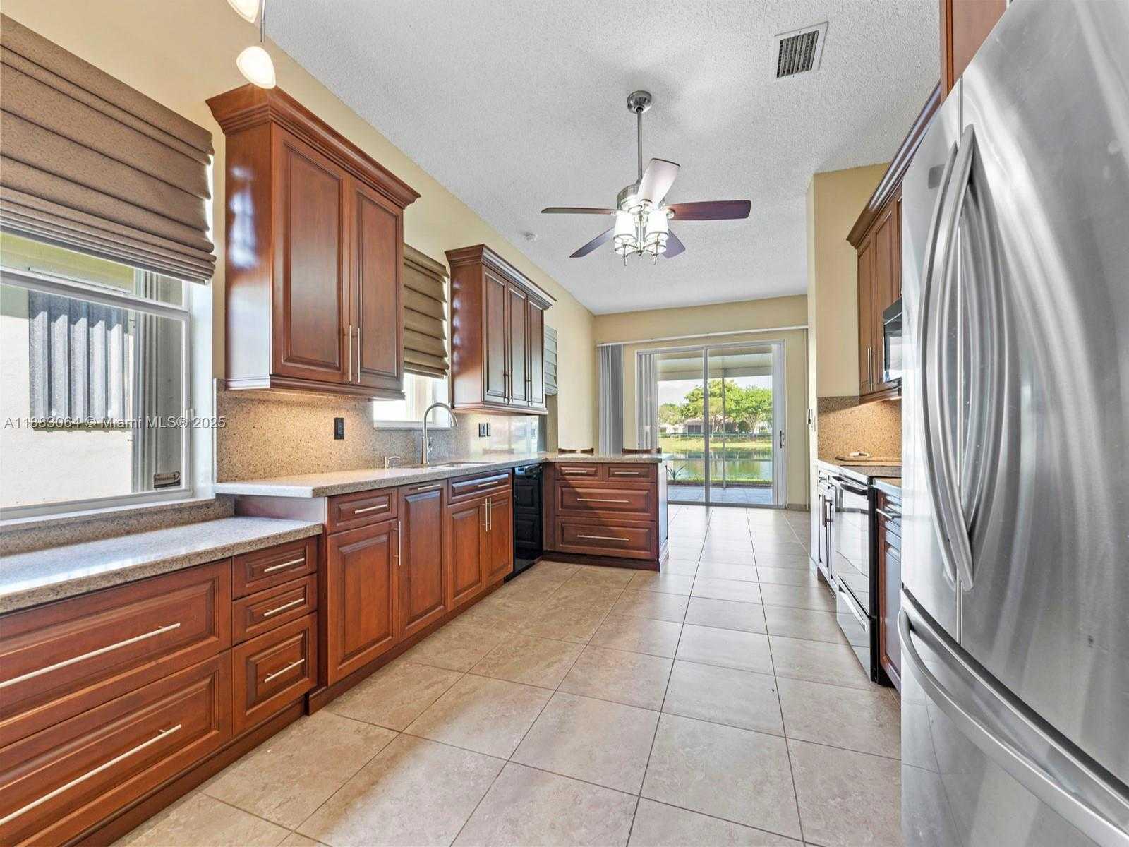 Small Image of 2415 SOUTH EAST 7TH PL, Homestead Number 25