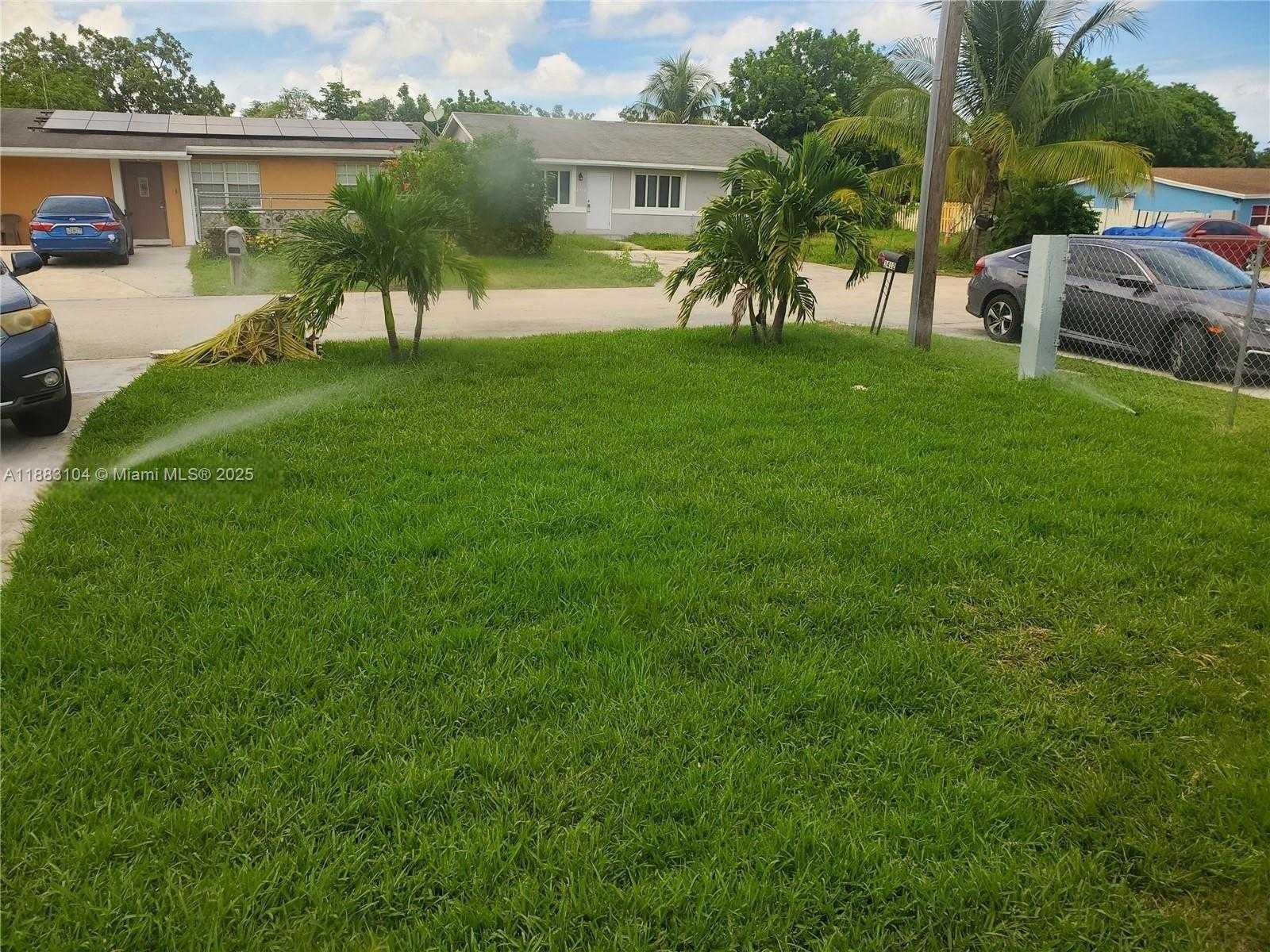 Small Image of 3416 SOUTH WEST 12TH CT, Fort Lauderdale Number 16