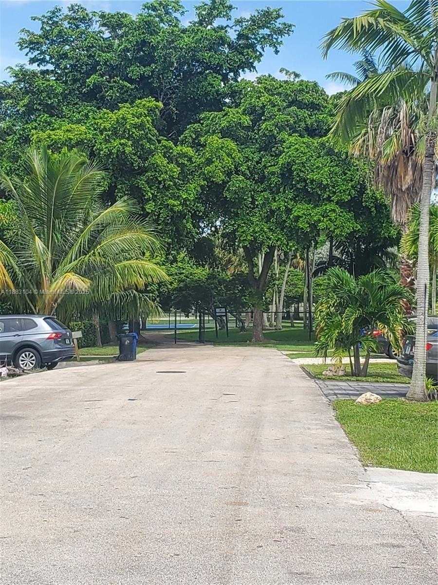 Small Image of 3416 SOUTH WEST 12TH CT, Fort Lauderdale Number 30