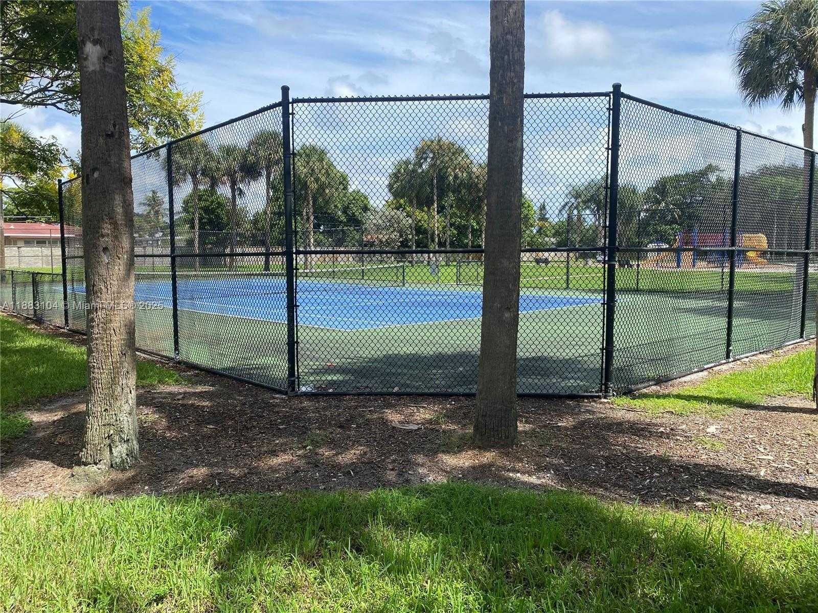 Small Image of 3416 SOUTH WEST 12TH CT, Fort Lauderdale Number 39