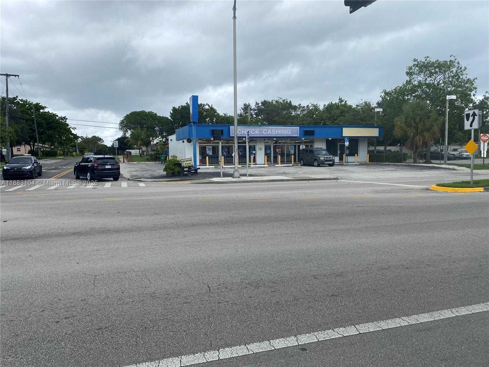 Small Image of 3416 SOUTH WEST 12TH CT, Fort Lauderdale Number 40