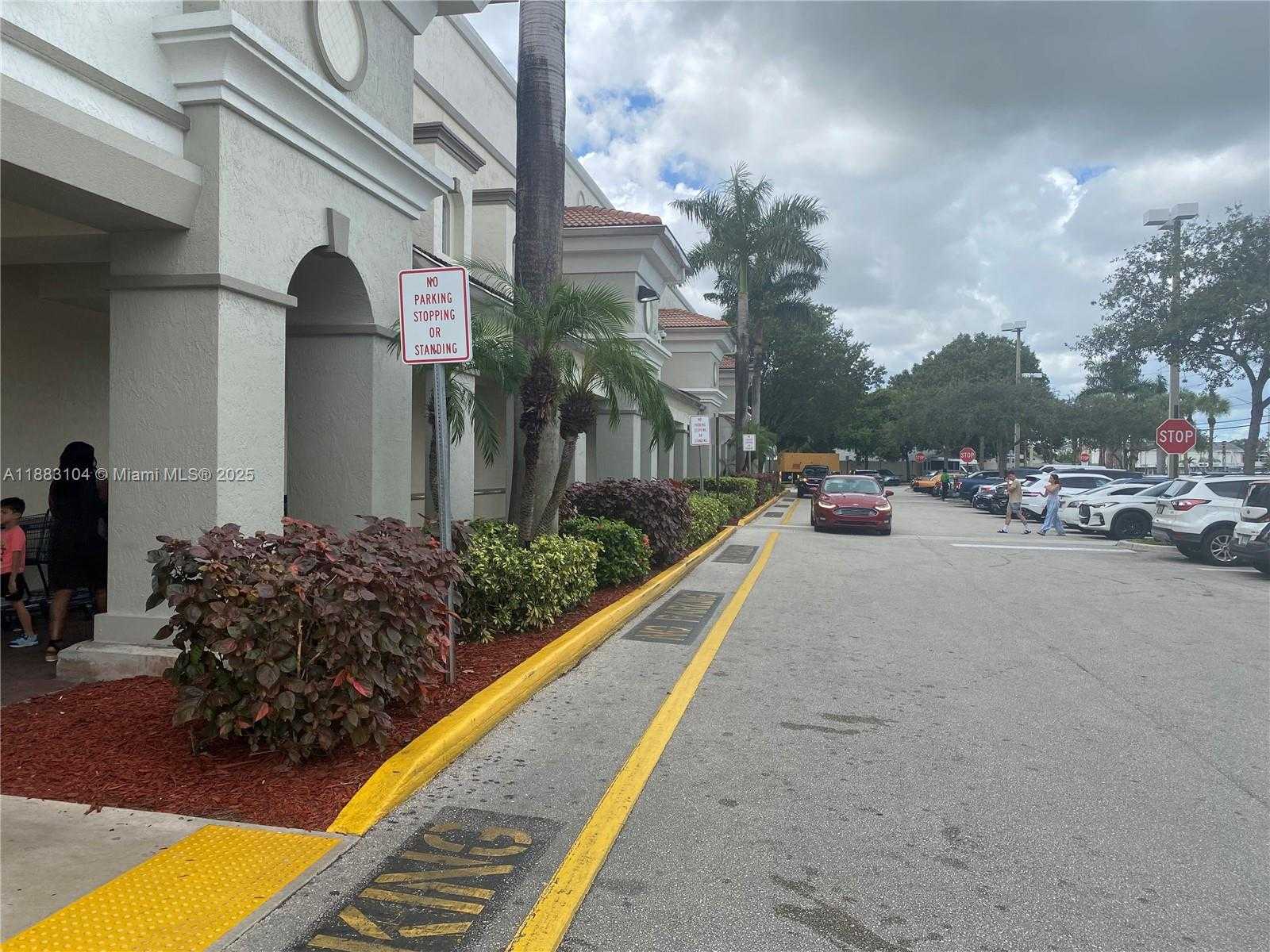 Small Image of 3416 SOUTH WEST 12TH CT, Fort Lauderdale Number 46