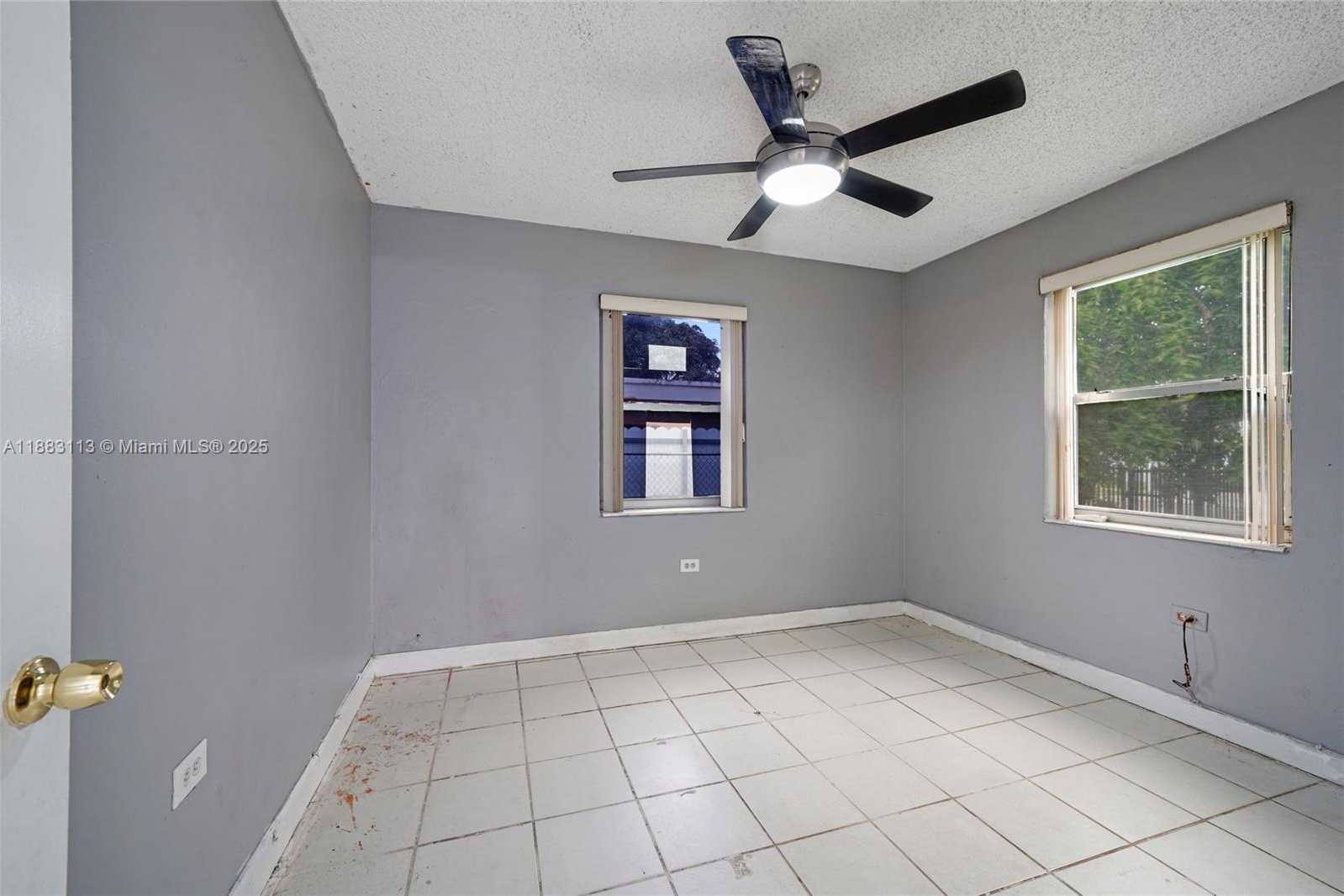 Small Image of 125 NORTH WEST 121ST ST, North Miami Number 10