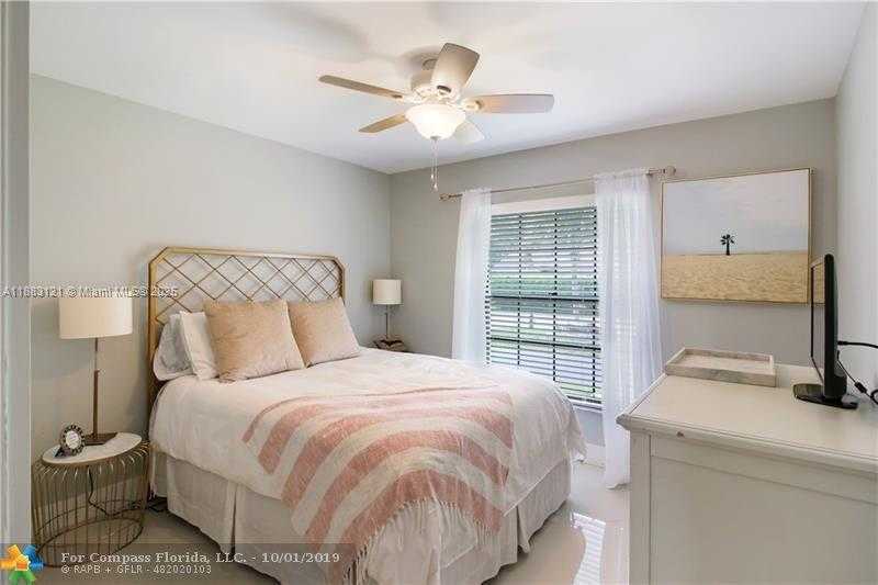 Small Image of 12180 NORTH WEST 2ND ST, Coral Springs Number 18