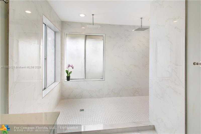 Small Image of 12180 NORTH WEST 2ND ST, Coral Springs Number 7