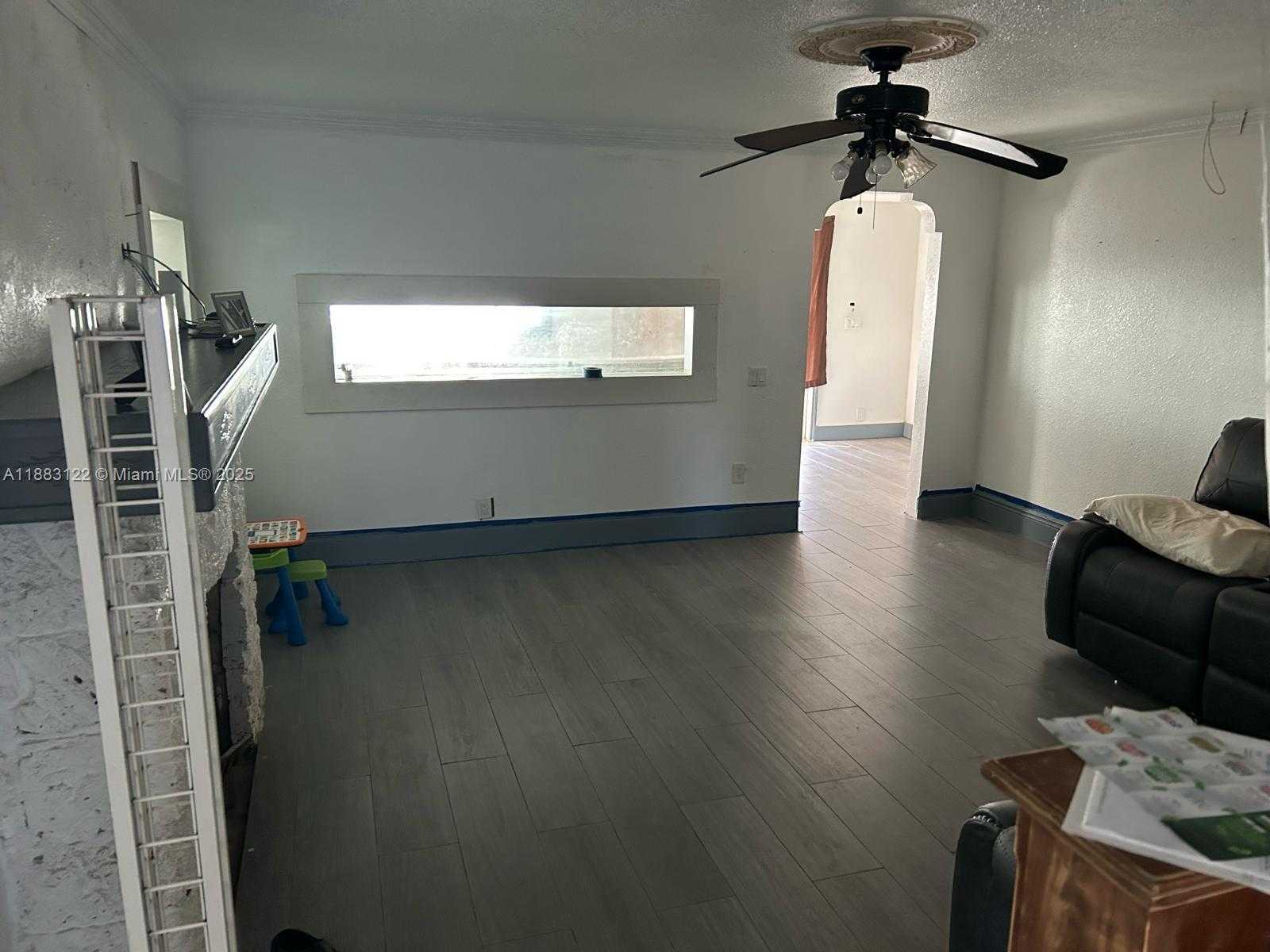 Small Image of 19100 SOUTH WEST 304TH ST, Homestead Number 16