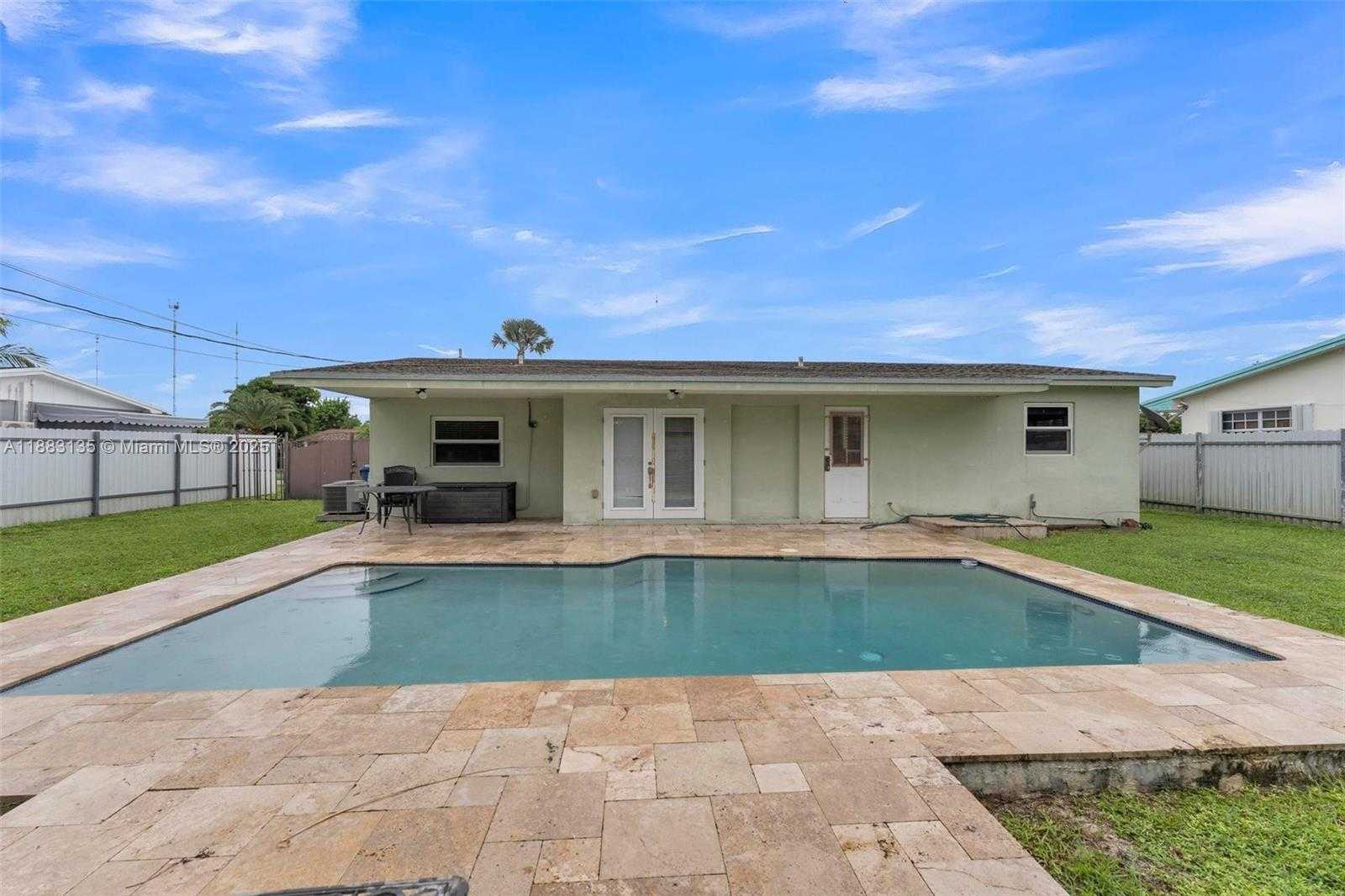 Small Image of 20112 NORTH WEST 12TH CT, Miami Gardens Number 20