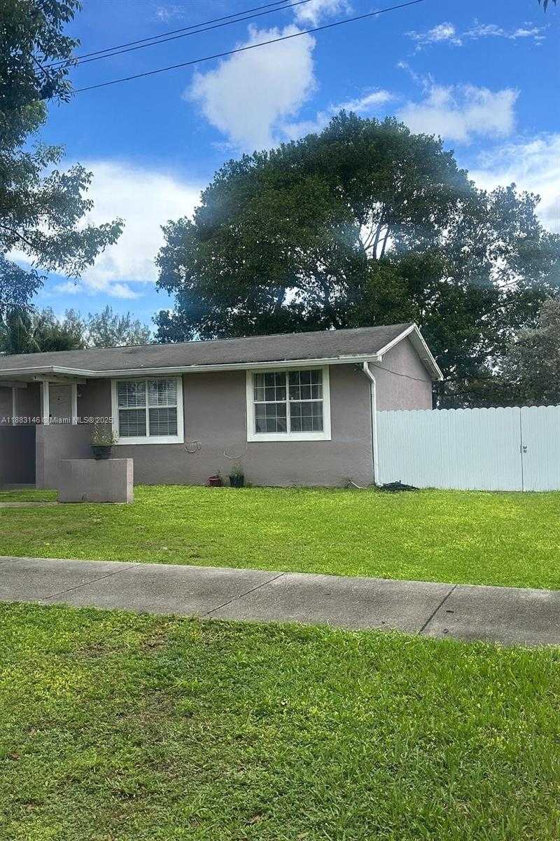 Small Image of 9571 NORTH WEST 13TH AVE, Miami Number 2