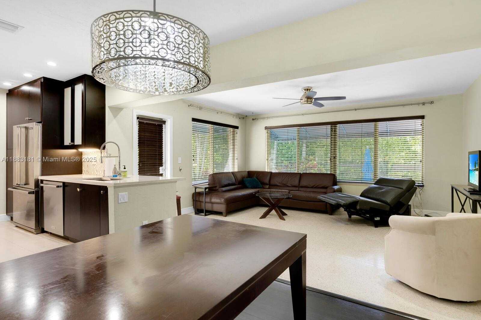 Small Image of 100 NORTH EAST 123RD ST, North Miami Number 13