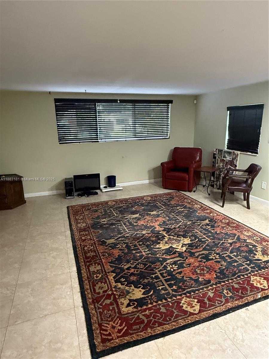 Small Image of 100 NORTH EAST 123RD ST, North Miami Number 16