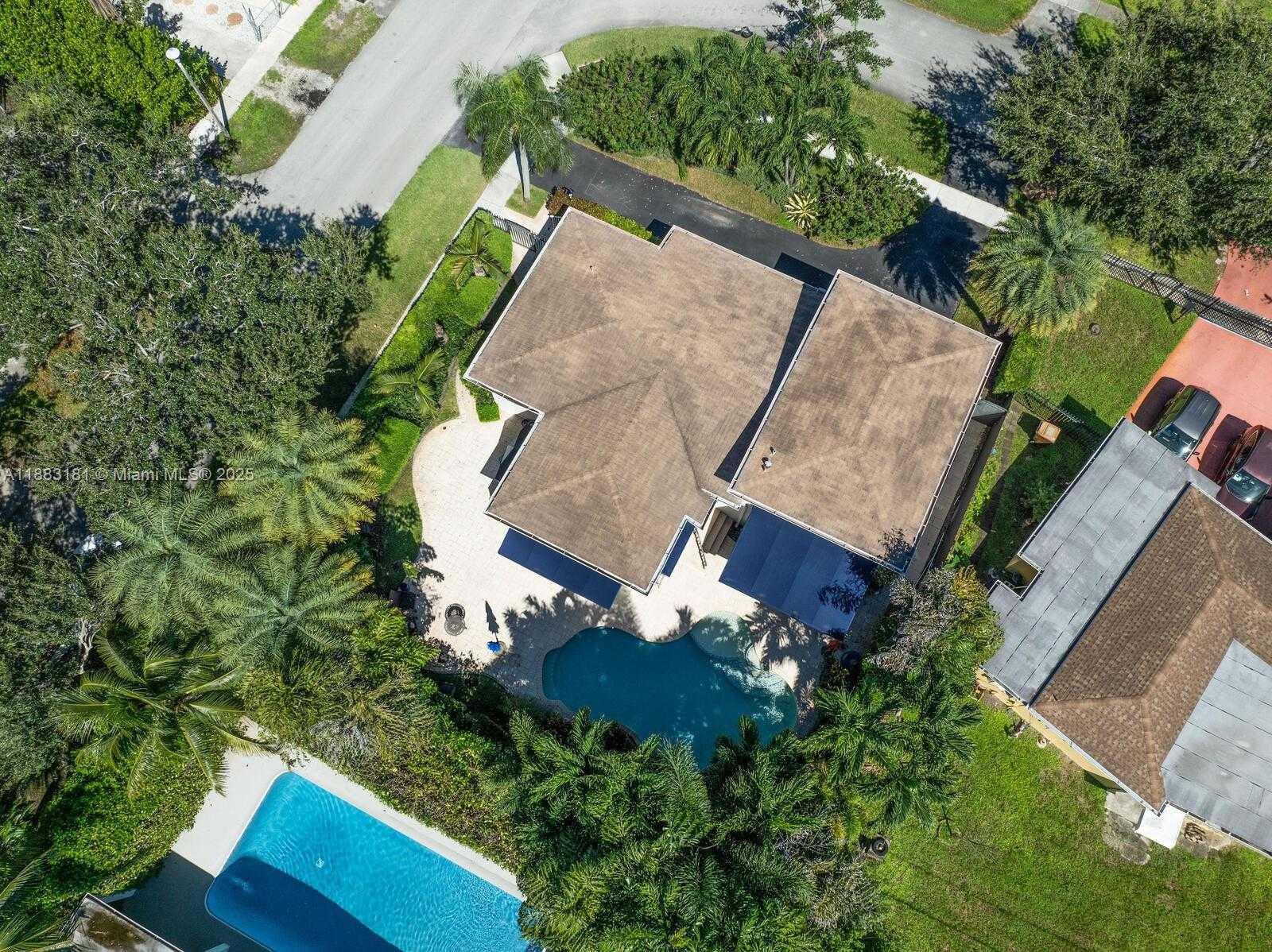 Small Image of 100 NORTH EAST 123RD ST, North Miami Number 26