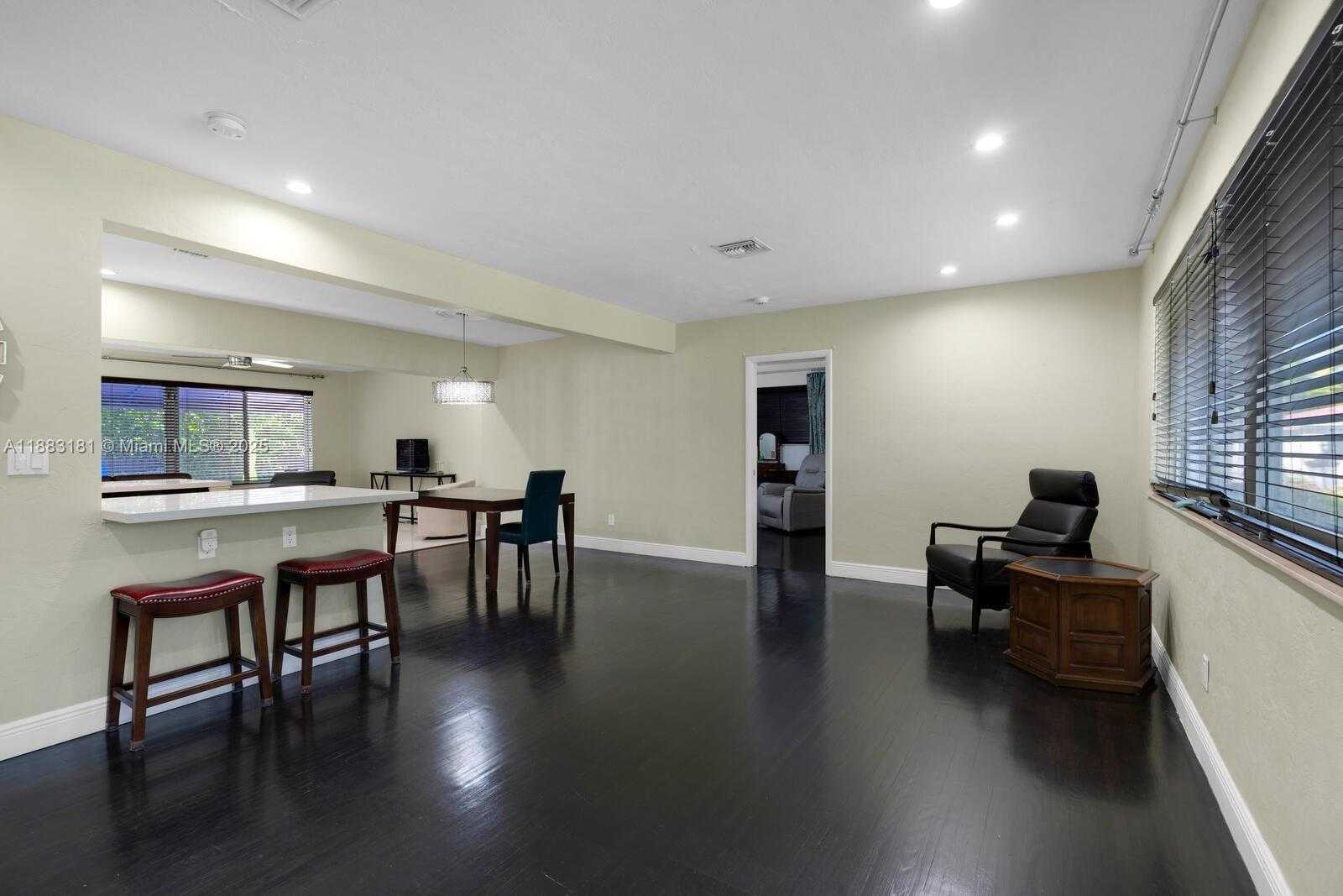 Small Image of 100 NORTH EAST 123RD ST, North Miami Number 8